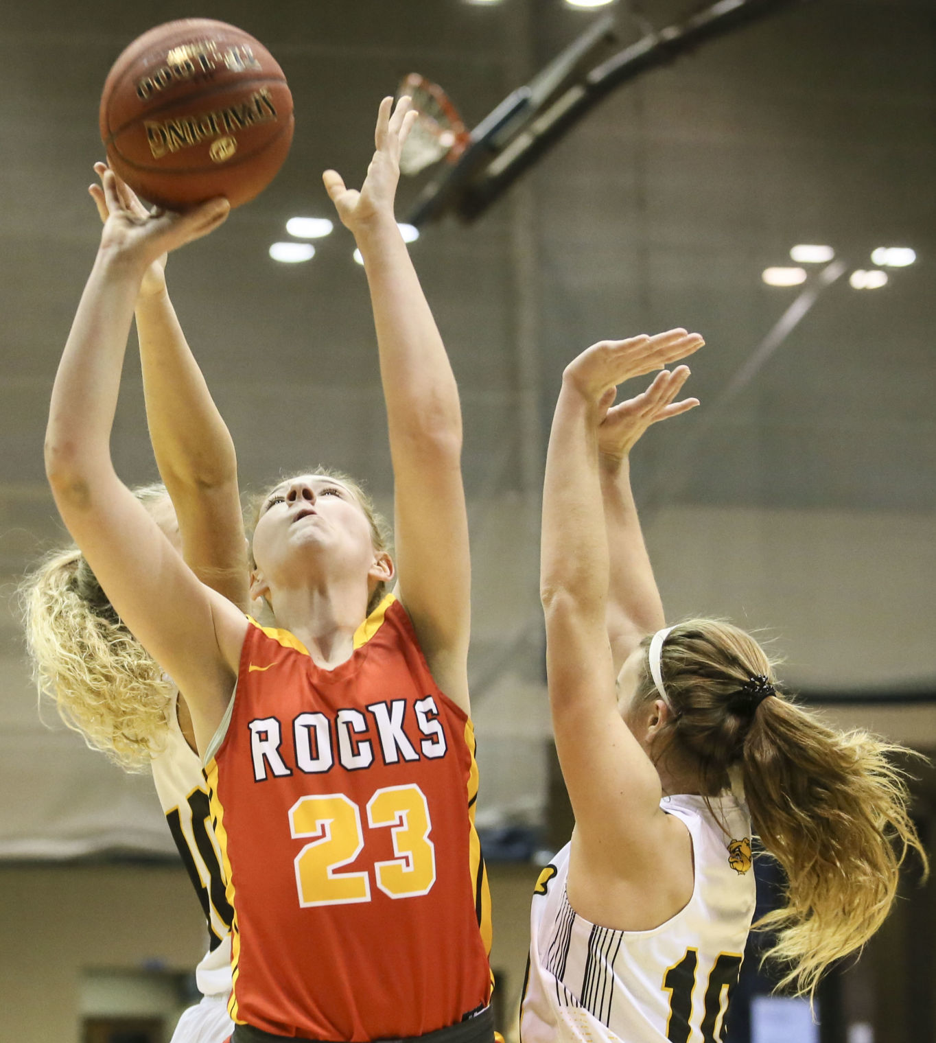 011120-qct-spt-girls-shootout-01.JPG